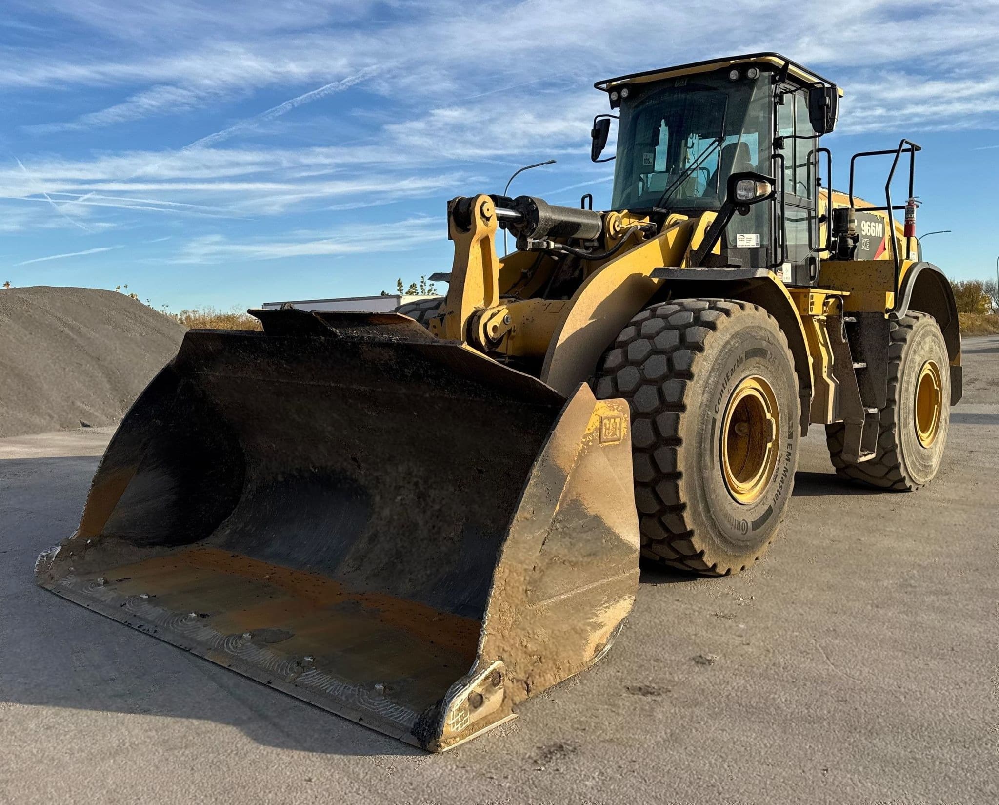2017 Caterpillar 966MXE