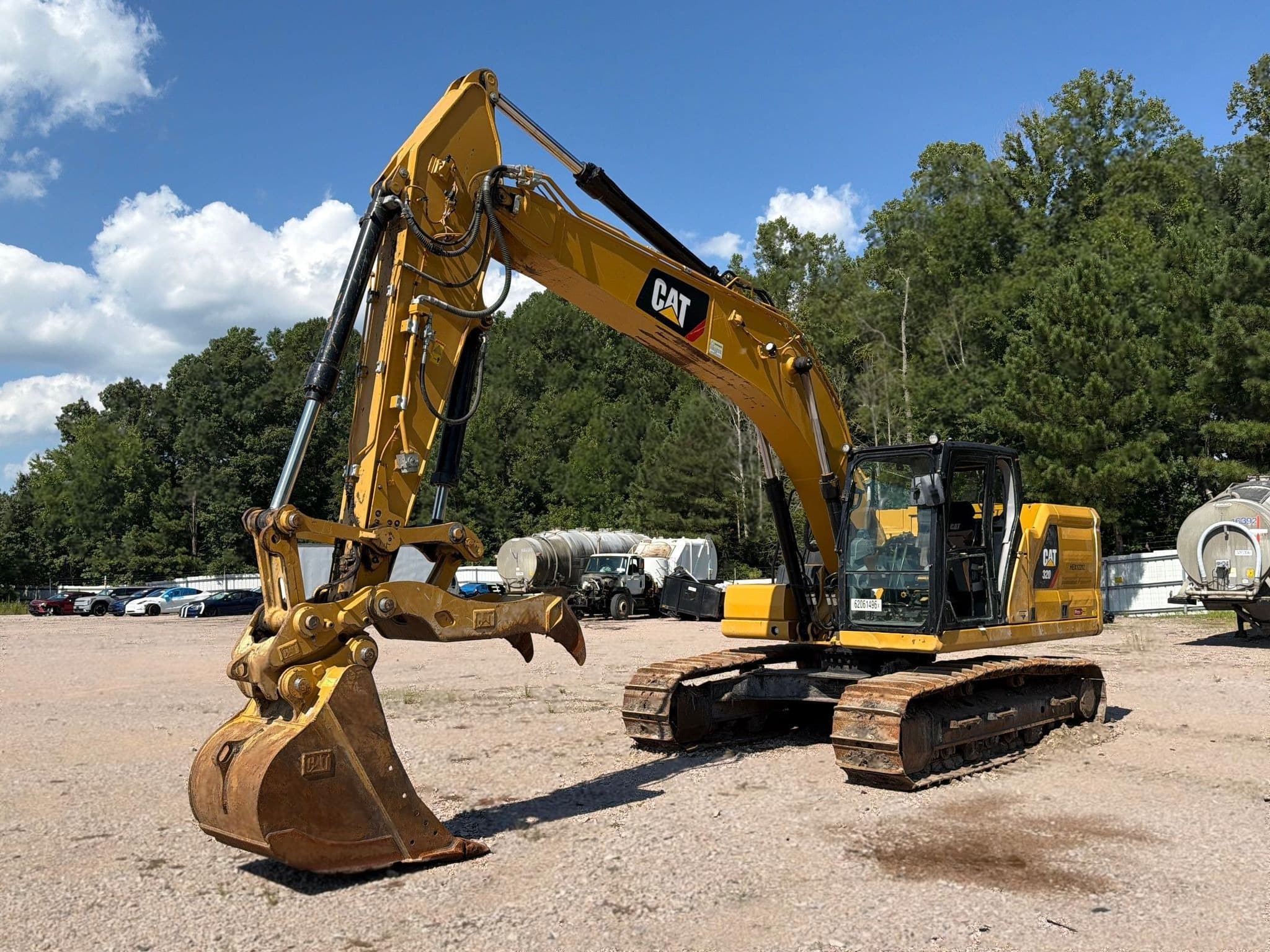 2019 Caterpillar 320