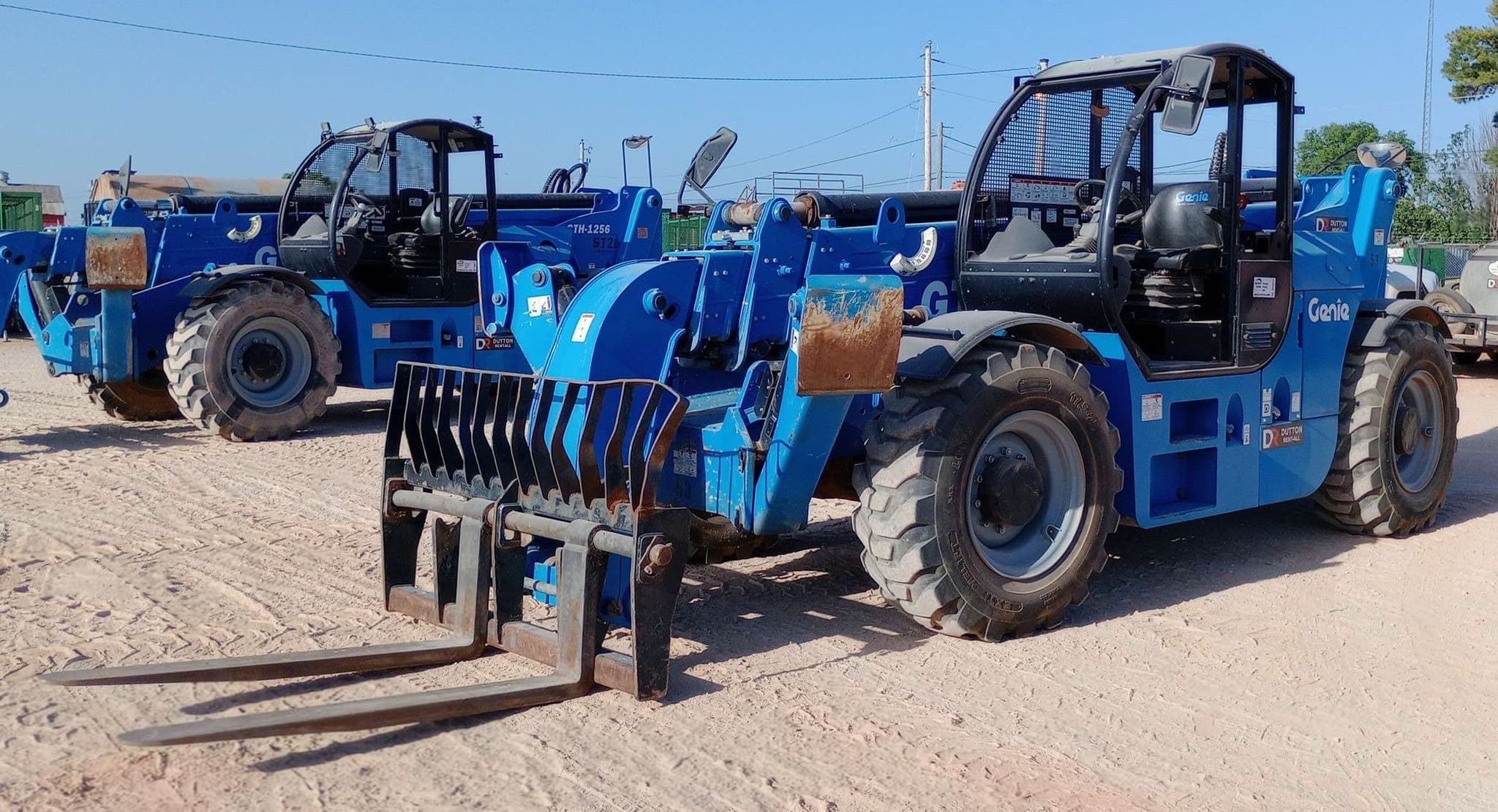 2021 Genie GTH-1256